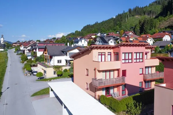 Hauptansicht Gebäude im Sommer  Dachsteinblick by Alpendyll Apartments