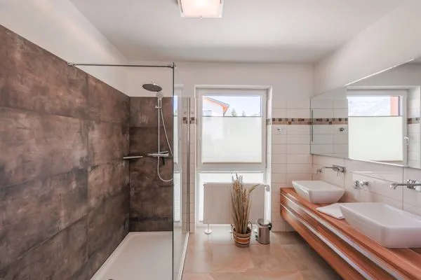 Badezimmer mit Dusche und WC  Dachsteinblick by Alpendyll Apartments