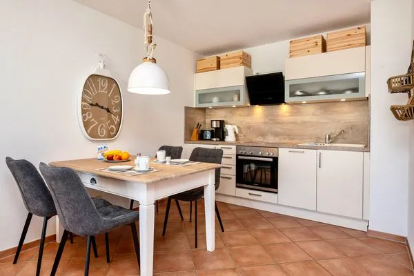 Essbereich und Küchenzeile Residenz am Strand Wohnung 2-28