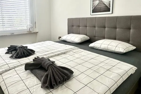 Schlafzimmer  Eckwohnung C06