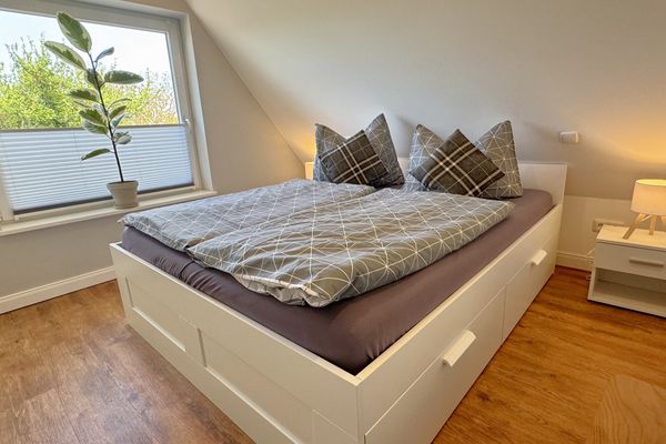  Käpitänshaus zum Plümper Ostseebad Ahrenshoop - 