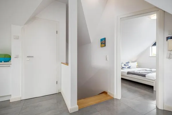 Treppenaufgang zur Wohnung Mühlenstrasse 23 - Wohnung Oberdeck