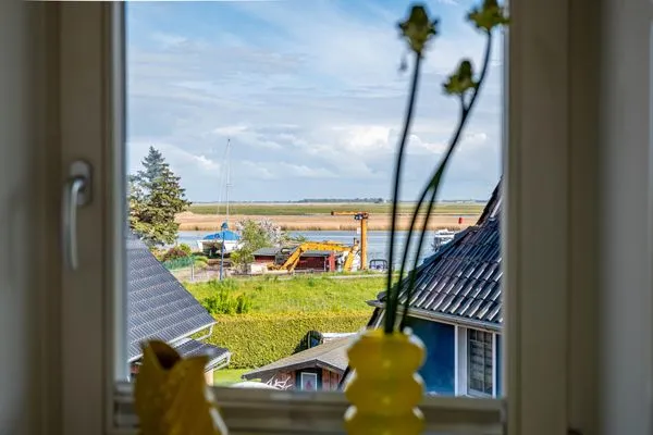 Blick aus dem Fenster Mühlenstrasse 23 - Wohnung Oberdeck