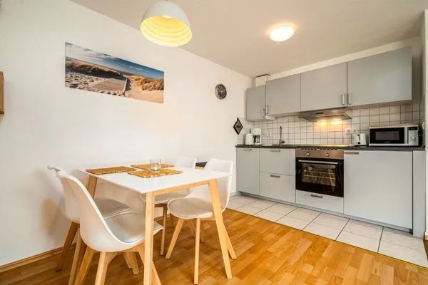 Ferienwohnung MüritzLounge Waren Küche  MüritzLounge