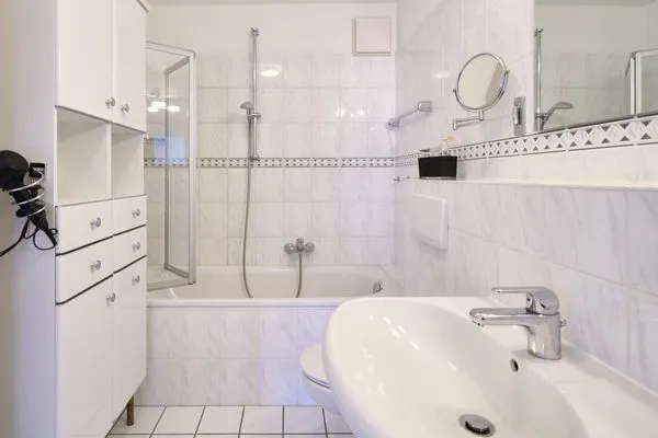 Badezimmer  (OST35c) Ferienwohnung "Sonnendeck"