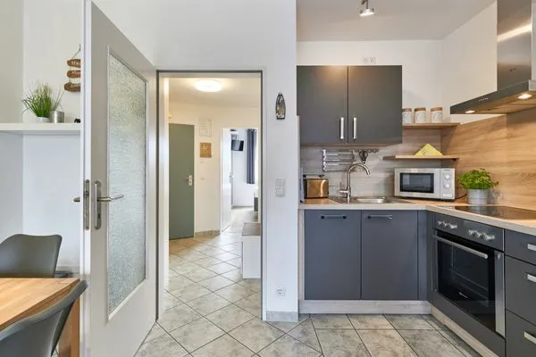 Küche / Küchenzeile  (DKK9c) Ferienwohnung Ostsee-hn-sucht
