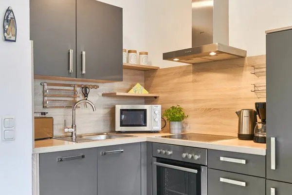 Küche / Küchenzeile  (DKK9c) Ferienwohnung Ostsee-hn-sucht