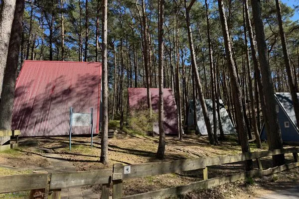   Kleine Finnhütte für große Entspannung – mitten im Usedomer Wald - Frieda