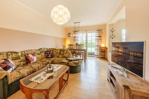 Wohnzimmer  Ferienwohnung Koserow EG