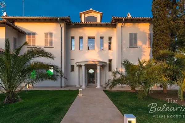   Villa Los Leones
