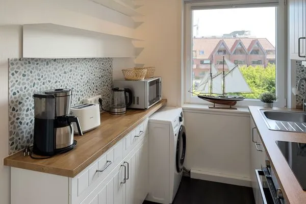 Küche / Küchenzeile Haus Nordenlicht Ferienwohnung "Lütj Seeröver"