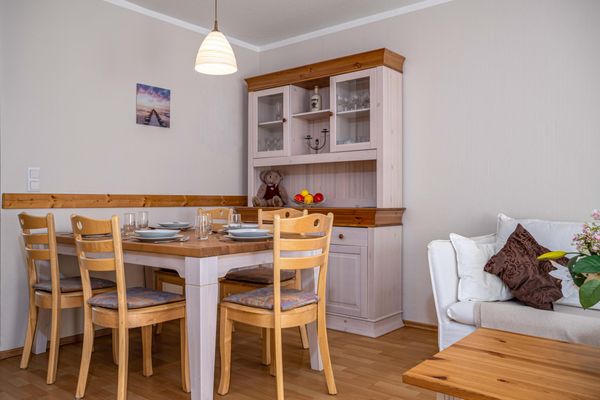  Birkenstraße 11a Wohnung 4 Zingst - Wohnzimmer