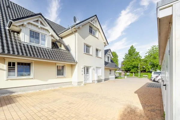Aussenansicht Parkplatz Neue Reihe Neue Reihe 28 - Wohnung Vogelnest
