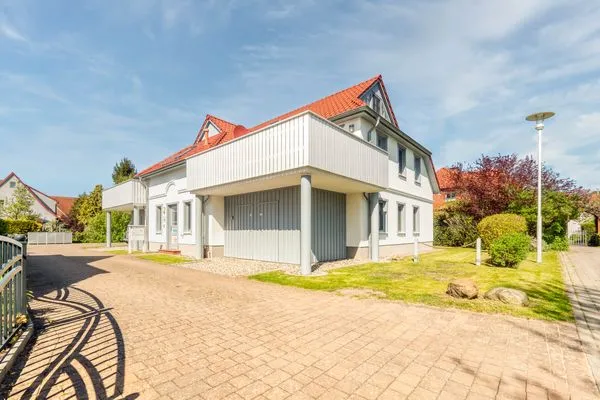 Aussenansicht Einfahrt  Birkmaase 10 - Wohnung 1