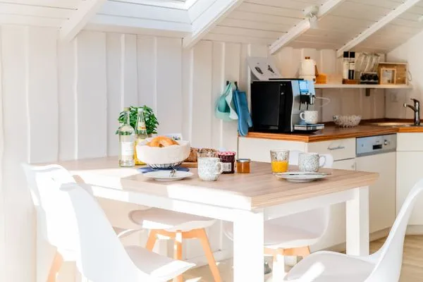 Die Küche im Lille Hus Holnis ist umfangreich ausgestattet  Lille Hus