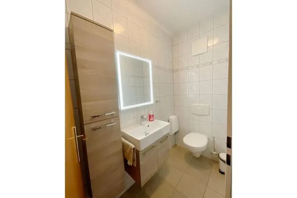 Gäste-WC Am Deich Am Deich Haus 27