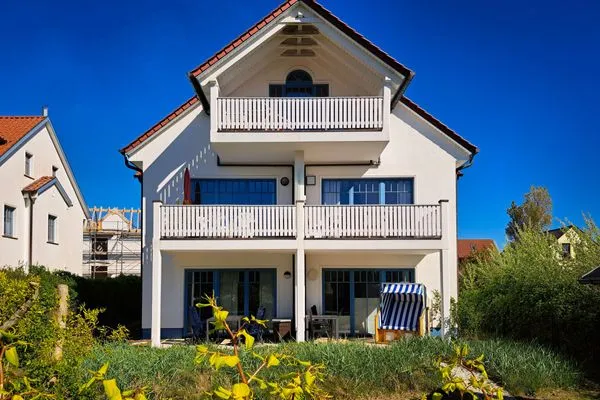 Balkonseite  Villa Sommertraum Whg. 03
