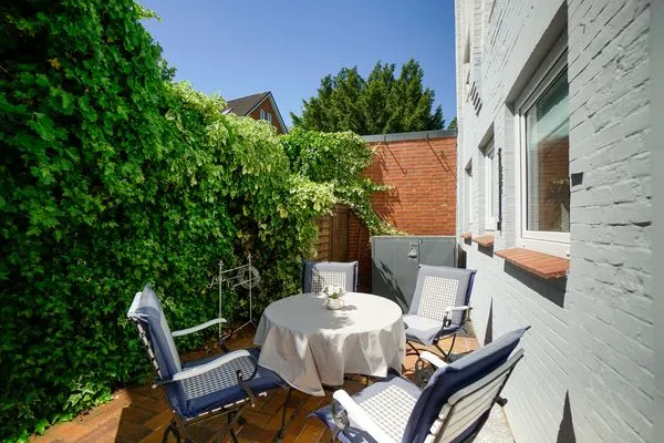 Terrasse  Ferienwohnung für 4 Personen am Borbyer Ufer mit zwei Sonnenterrassen