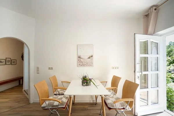 Küche / Küchenzeile  Ferienwohnung für 4 Personen am Borbyer Ufer mit zwei Sonnenterrassen