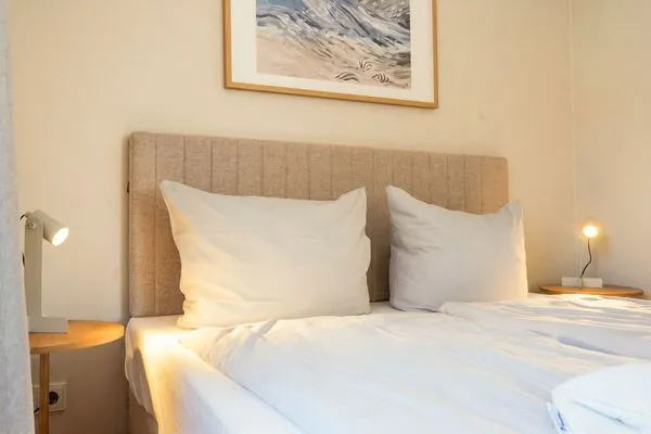 Schlafzimmer  Meerhafen N°2 - direkt am Strand mit Blick auf den Niendorfer Hafen
