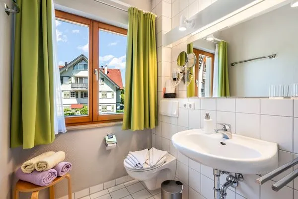 Ferienhaus Kuprella Ferienwohnung Kuprella 1 Nonnenhorn - Badezimmer
