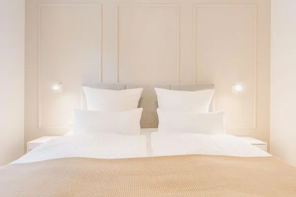 Bett  de Diek - Suite 3 | Seitliche Deichlage