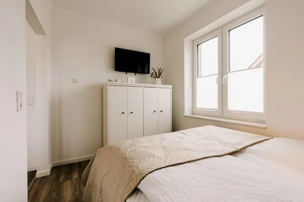 Schlafzimmer  de Diek - Suite 4 | Seitliche Deichlage