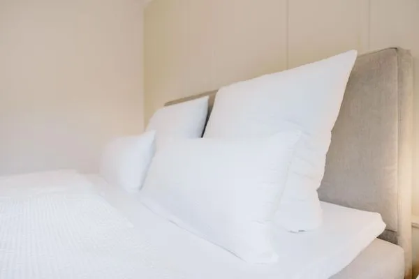Bett  de See - Suite 1 | Direkte Deichlage