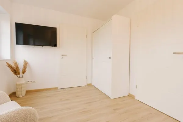 TV / Multimedia  Grachten Suite 1 | Direkte Wasserlage