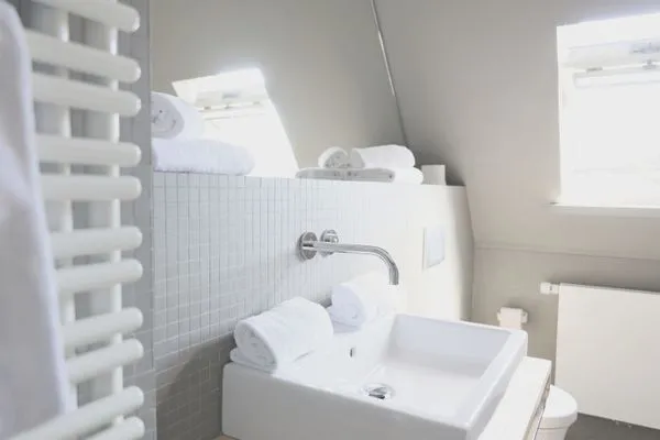 Badezimmer  Steinmannstr. 50 - Grüne Ella