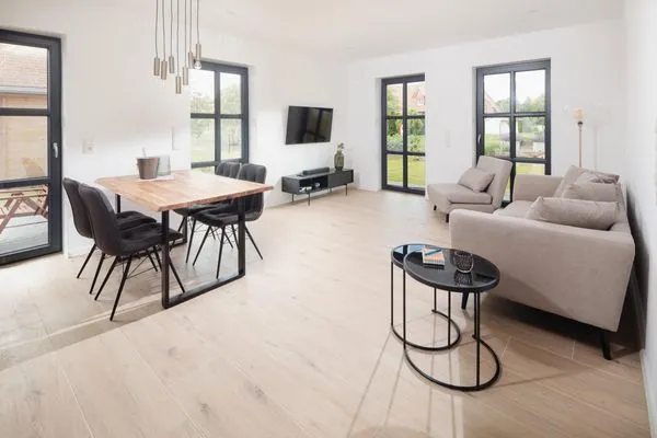 Wohn/Essbereich  Suite Nord | Direkte Wasserlage