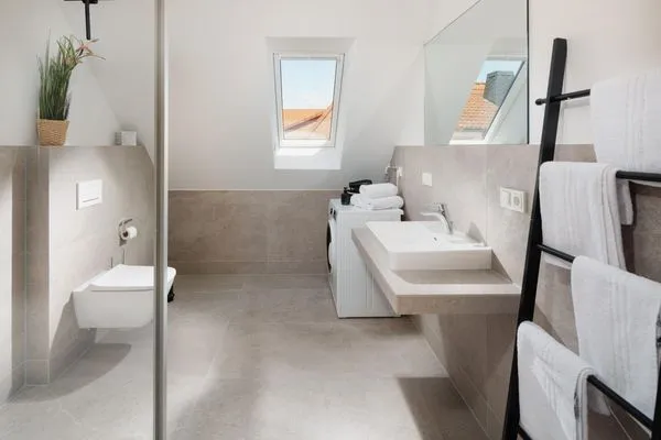 Badezimmer  Suite Ost | Direkte Wasserlage