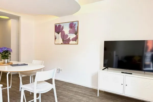 Multi-Fewo-Haus Zitronengässle 1 Ferienwohnung Metta Lindau Insel - Wohnzimmer
