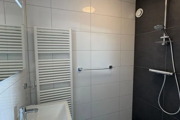  EuroParcs De Kraaijenbergse Plassen 12-Personen-Villa BeachLife Nr. 318