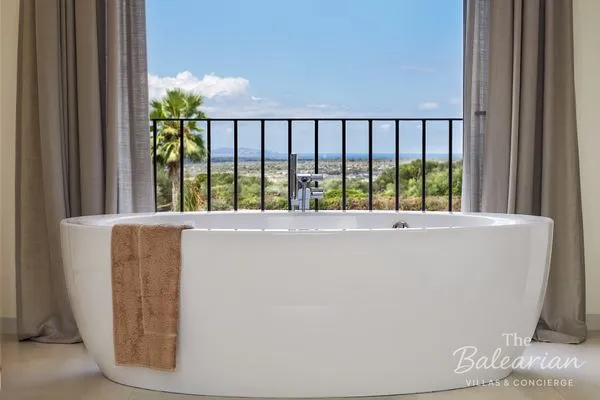   Villa Eden Roc