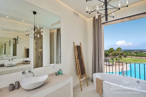   Villa Eden Roc