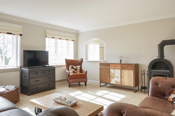  Haubarg Ossenhoff Appartement Buernhus Tating - Sofaecke mit TV