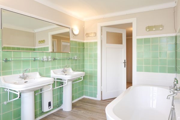  Haubarg Ossenhoff Appartement Buernhus Tating - Waschbecken
