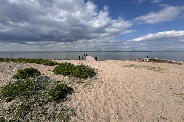 Der Badestrand von Westerholz (500 m zu Fuß)  Nordlicht