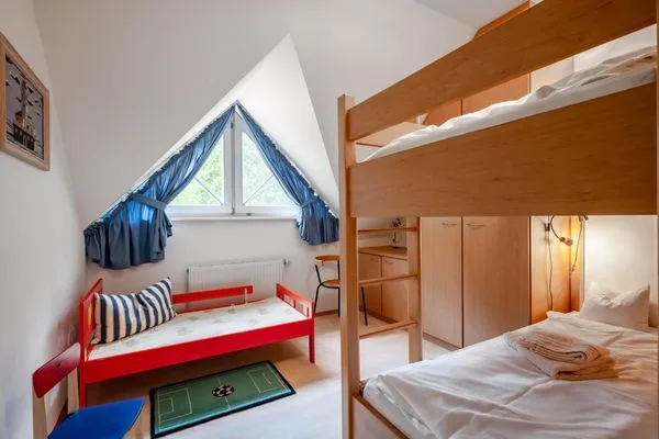 Schlafzimmer mit Doppelstockbett Ferienpark Freesenbruch Doppelhaushälfte 12 - Sommerlust