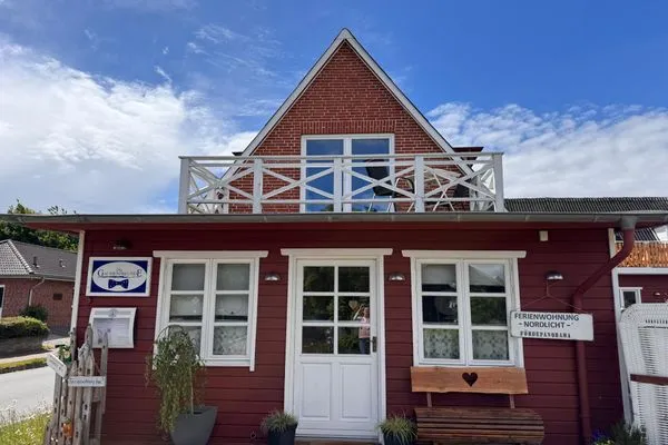 Apartmenthaus in der Haffstraße mit Fewo Nordlicht im 1. OG  Nordlicht