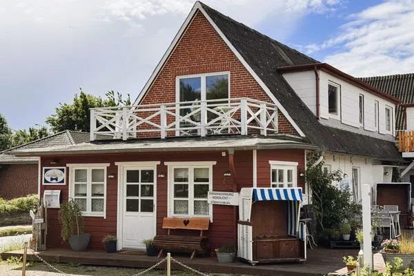 Apartmenthaus in der Haffstraße mit Fewo Nordlicht im 1. OG  Nordlicht