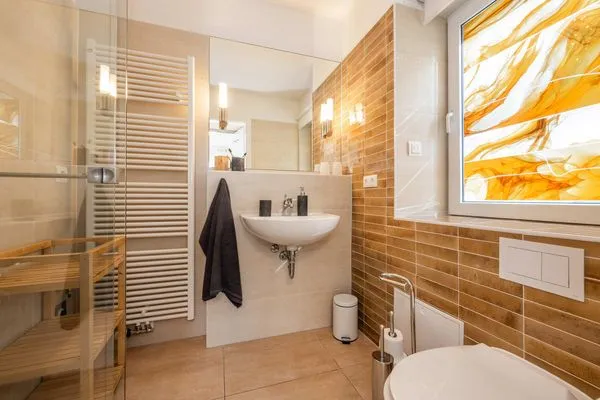 Badezimmer Seeblick Anlage App. Kunstquartier