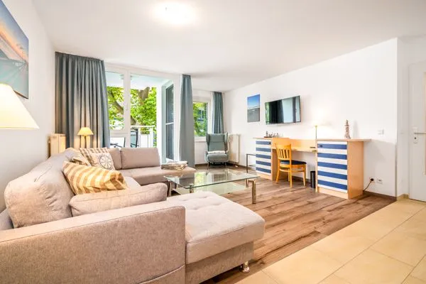 Ferienwohnung Leuchtturm Blick in den offenen Wohnbereich  Leuchtturm