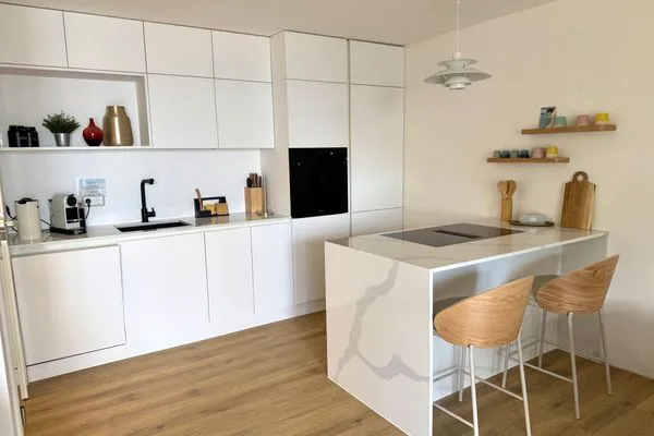 Küche / Küchenzeile  FeWo Fontane - Kamin, Sauna, Meerblick, Badeteich