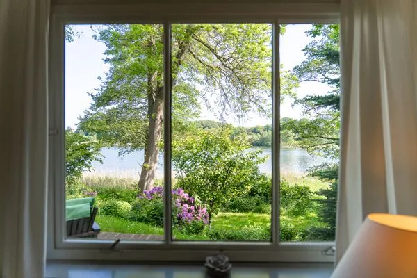 Gartenblick  Zwergenhaus