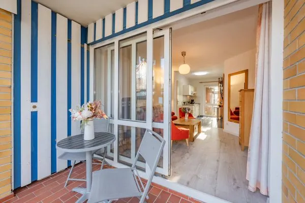 Balkon Seeblick Anlage App. Lachmöwe