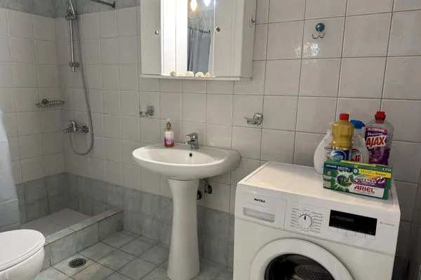Bathroom  Konstantinos