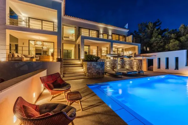   Villa Monport Views