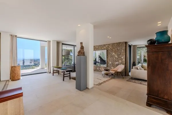   Villa Monport Views